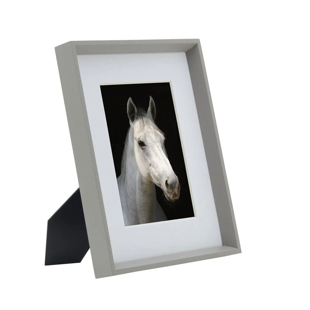 Gray 8 x 10 Gallery Frame, Matted to 5 x 7 - Image 3