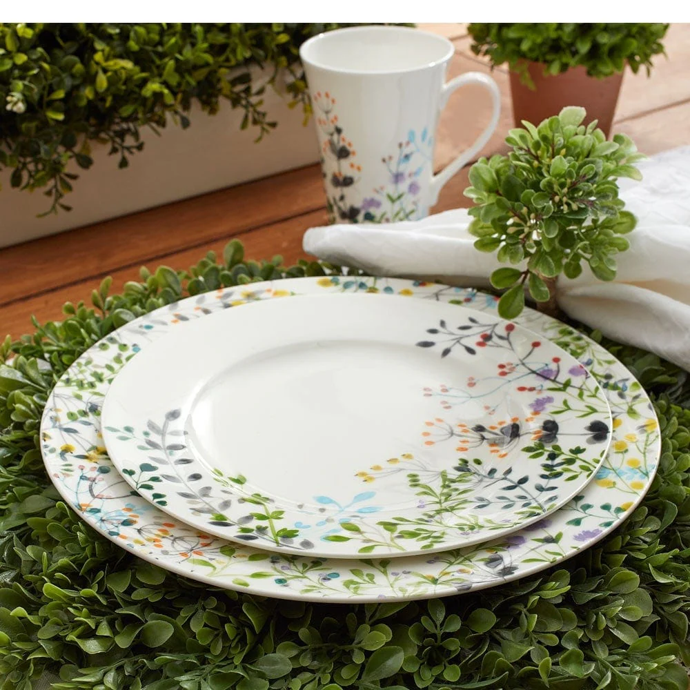 Tivoli Garden Set of 4 Dinner Plates - Image 3
